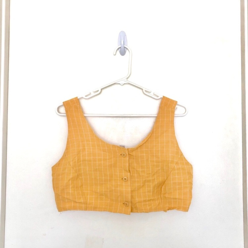 ⭐️5 for $25⭐️ Vintage Tanner Yellow and White Checkered Crop Top